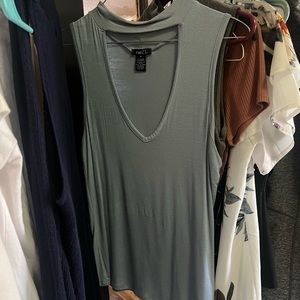 Tank to size M